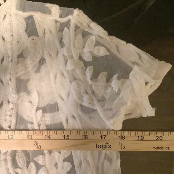 East 1946 Women’s small floral boho crochet short sleeves swimsuit /cover up - Picture 2 of 8